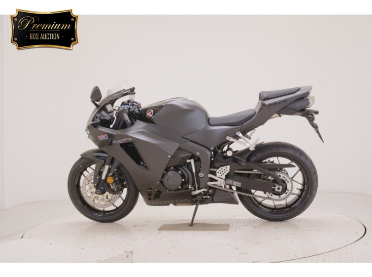 Мотоцикл Honda CBR600RR с пробегом 170 km
