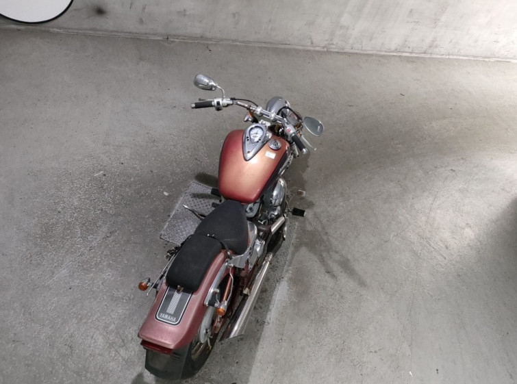 Мотоцикл Yamaha DRAGSTAR XVS400