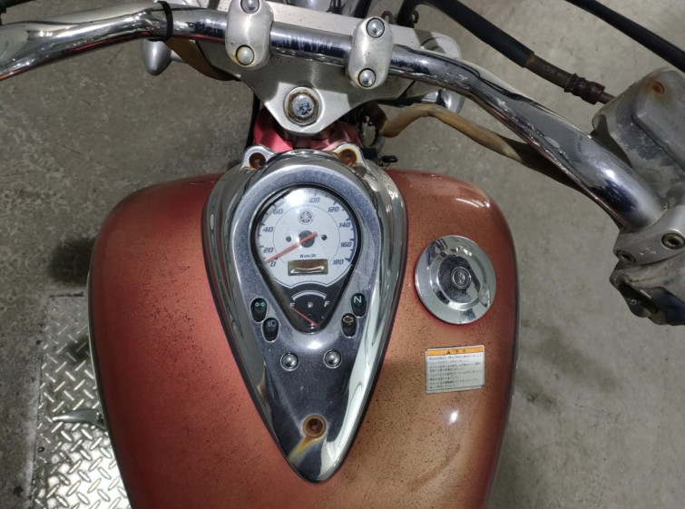 Мотоцикл Yamaha DRAGSTAR XVS400