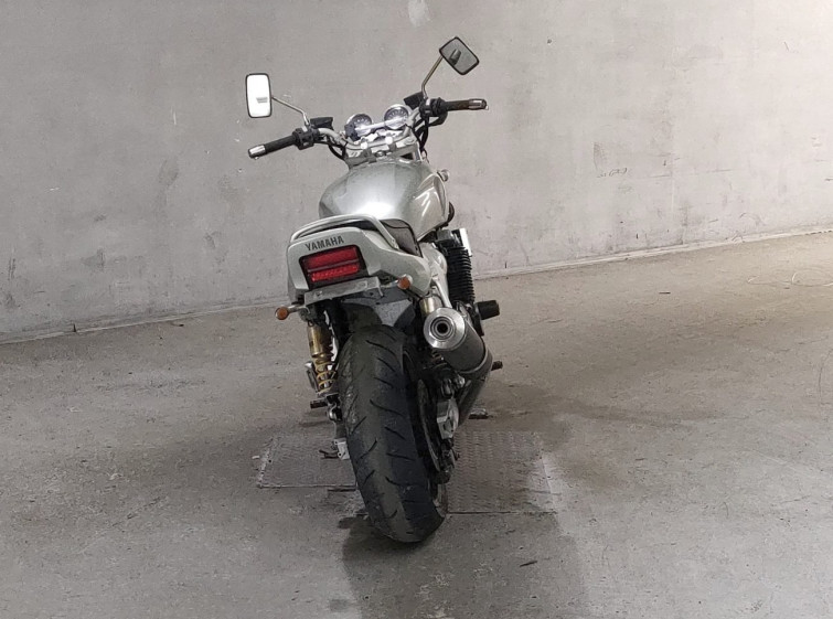 Мотоцикл Yamaha XJR1200 с пробегом 93169 km