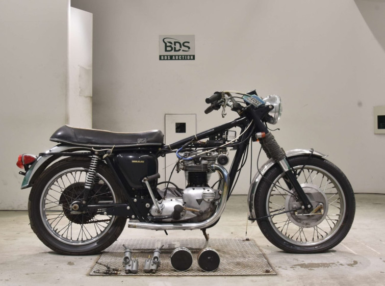 Мотоцикл BRP TRIUMPH BONNEVILLE з пробігом 6217 km