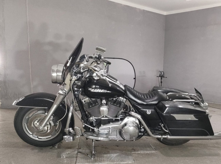 Мотоцикл HD ROAD KING FLHRS1580 з пробігом 8841 km