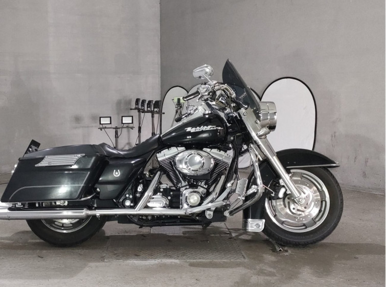 Мотоцикл HD ROAD KING FLHRS1580 з пробігом 8841 km