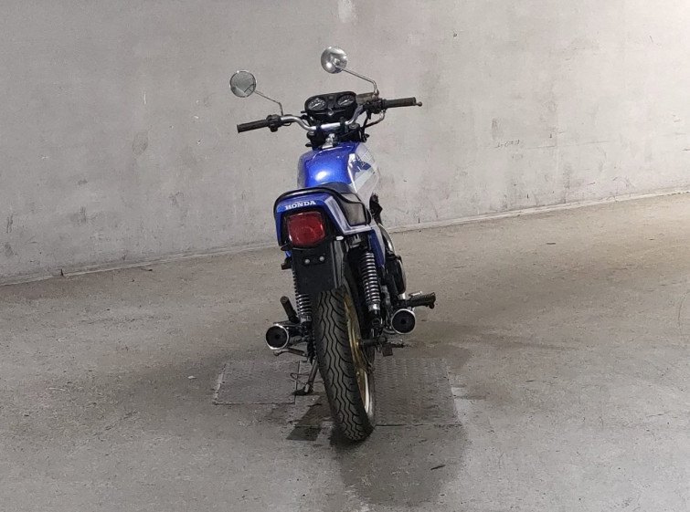 Мотоцикл Honda CB400N с пробегом 28849 km