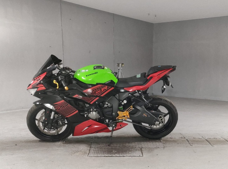 Мотоцикл Kawasaki ZX-6R с пробегом 16916 km