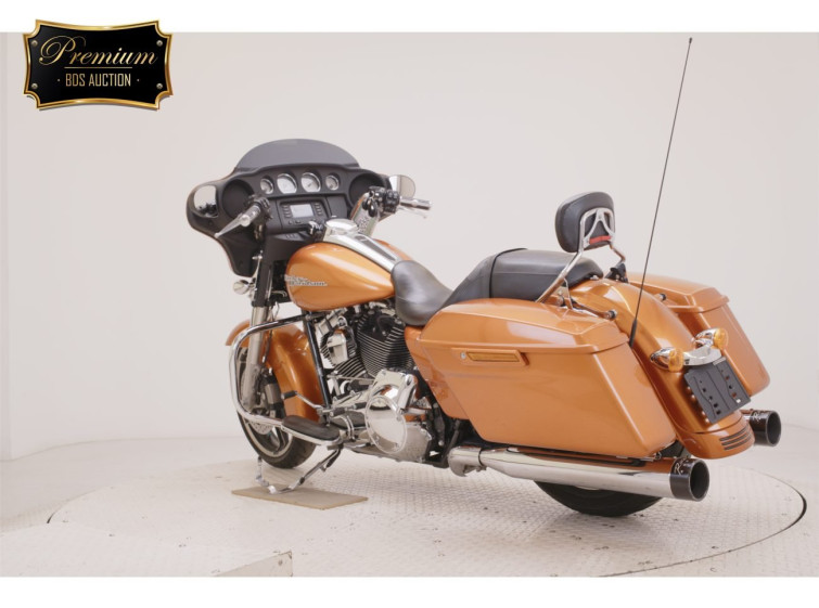 Мотоцикл HD SREET GLIDE FLHX1690 з пробігом 16872 km