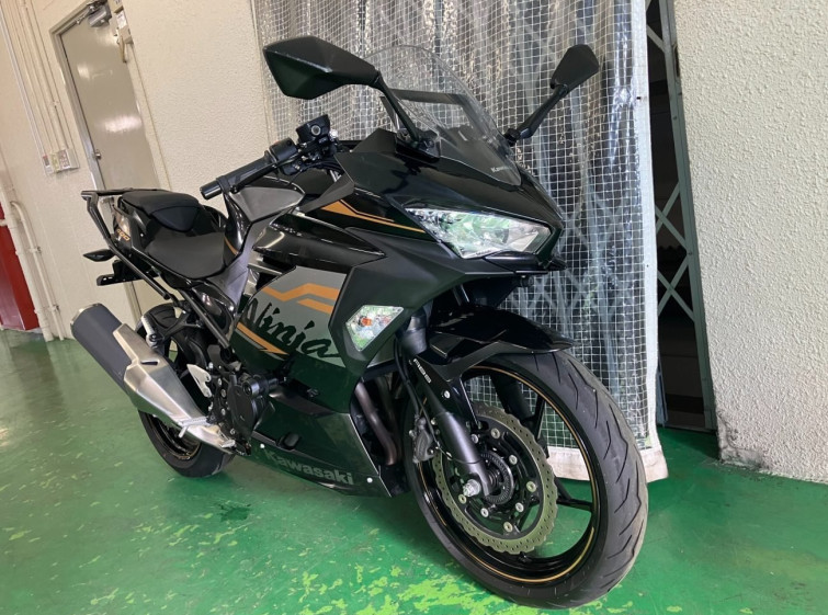 Мотоцикл Kawasaki NINJA400 с пробегом 18053 km