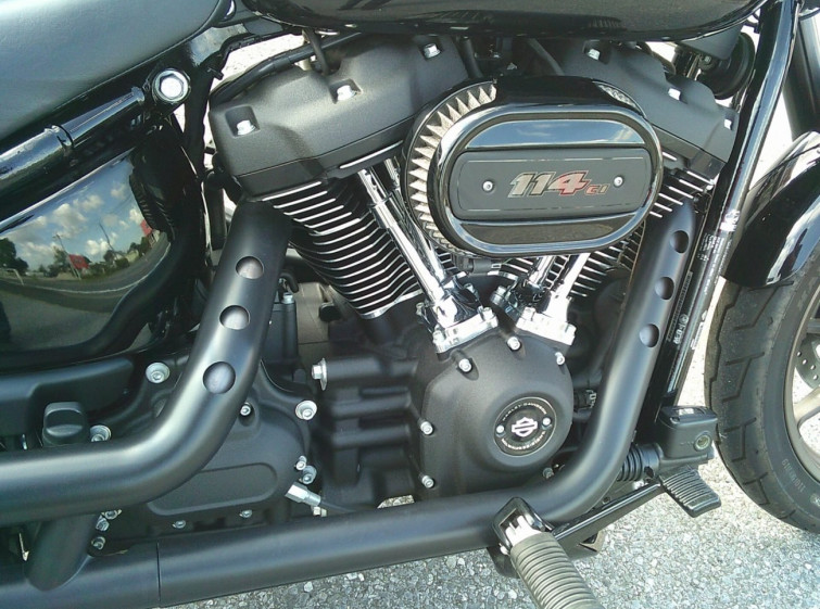 Мотоцикл HD HARLEY FXLRS с пробегом 4391 km