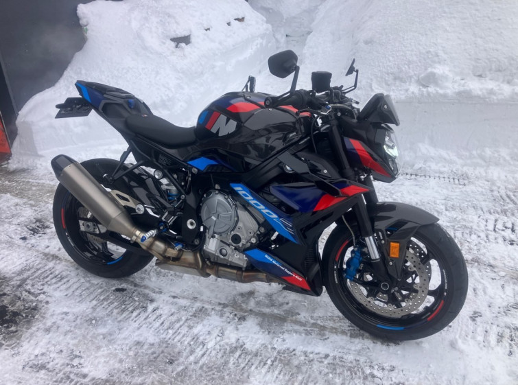 Мотоцикл BMW M1000R с пробегом 2411 km