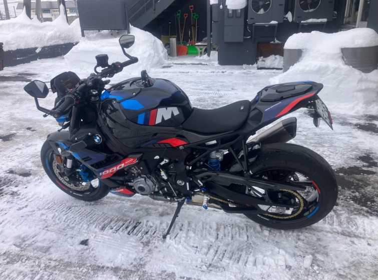 Мотоцикл BMW M1000R с пробегом 2411 km