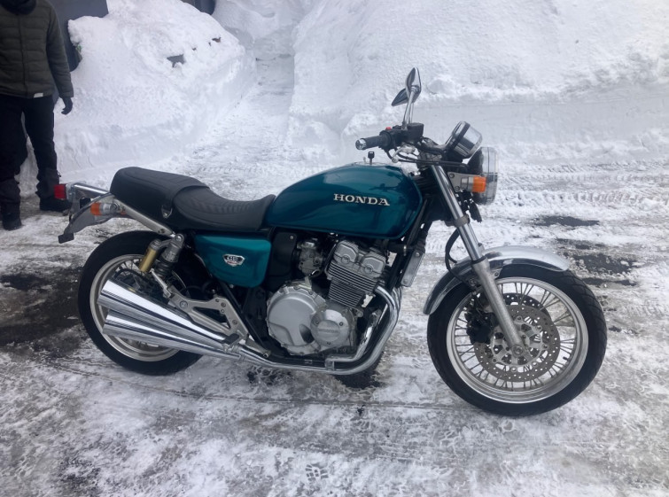 Мотоцикл Honda CB400FOUR с пробегом 1432 km