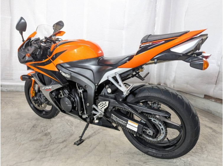 Мотоцикл Honda CBR600RR с пробегом 9986 km