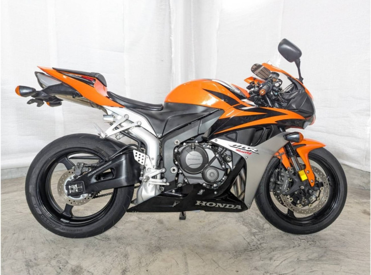 Мотоцикл Honda CBR600RR с пробегом 9986 km