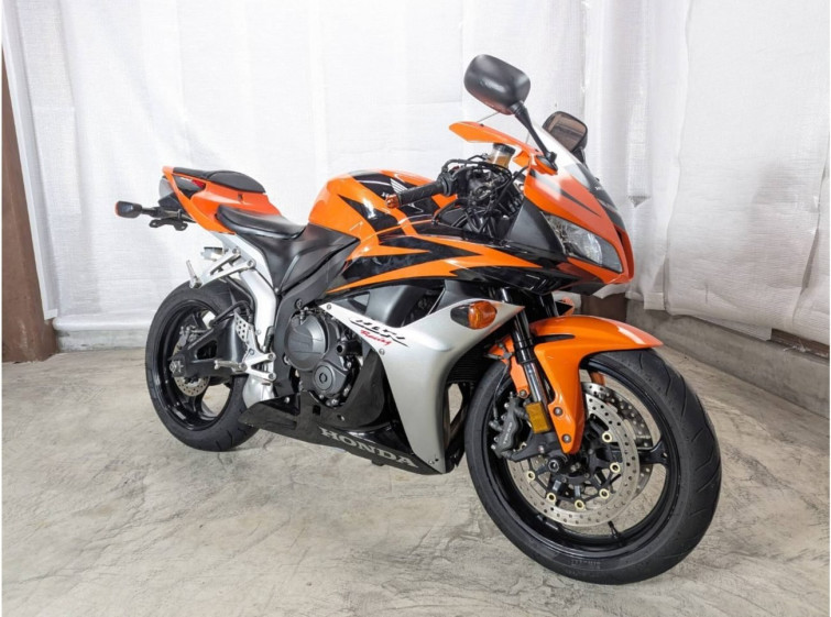 Мотоцикл Honda CBR600RR с пробегом 9986 km