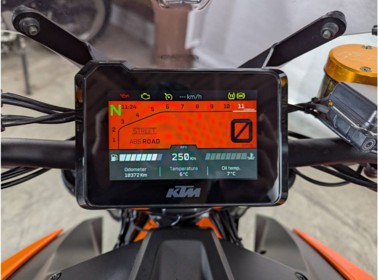 Мотоцикл KTM 1290 SUPERDUKE R с пробегом 10372 km
