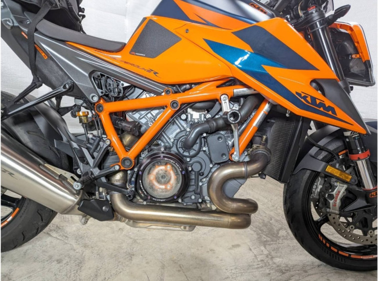 Мотоцикл KTM 1290 SUPERDUKE R с пробегом 10372 km