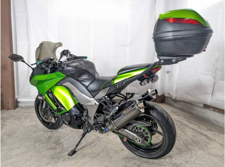 Мотоцикл Kawasaki Z1000 с пробегом 32944 km
