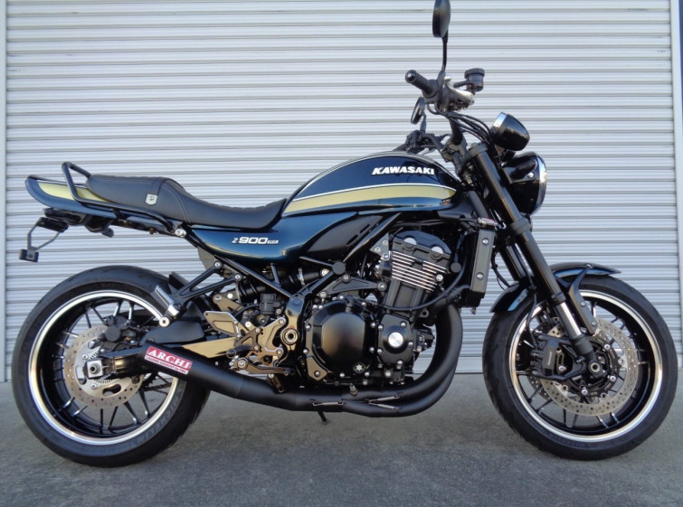 Мотоцикл Kawasaki Z900RS с пробегом 10744 km