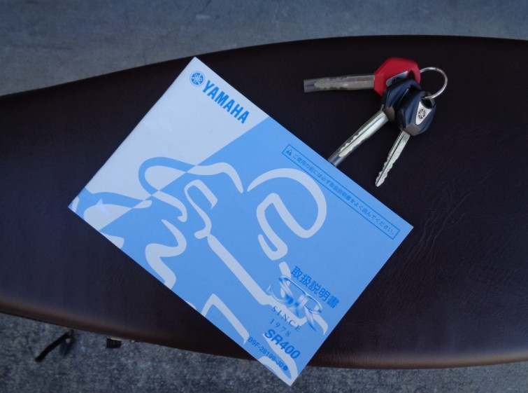 Мотоцикл Yamaha SR400 с пробегом 1634 km