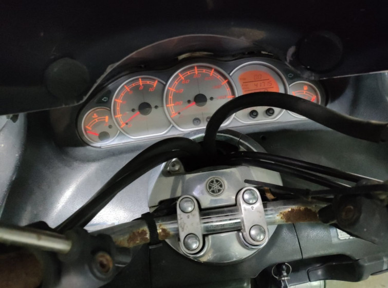 Мотоцикл Yamaha MAJESTY 250C