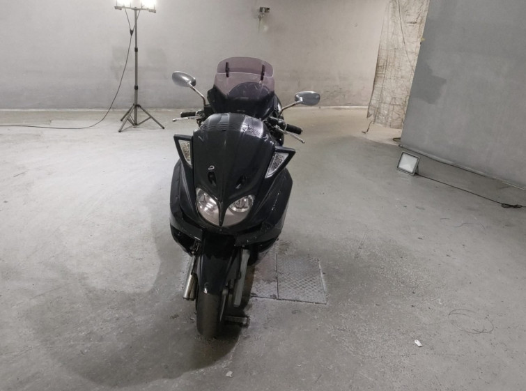 Мотоцикл Yamaha MAJESTY 250C