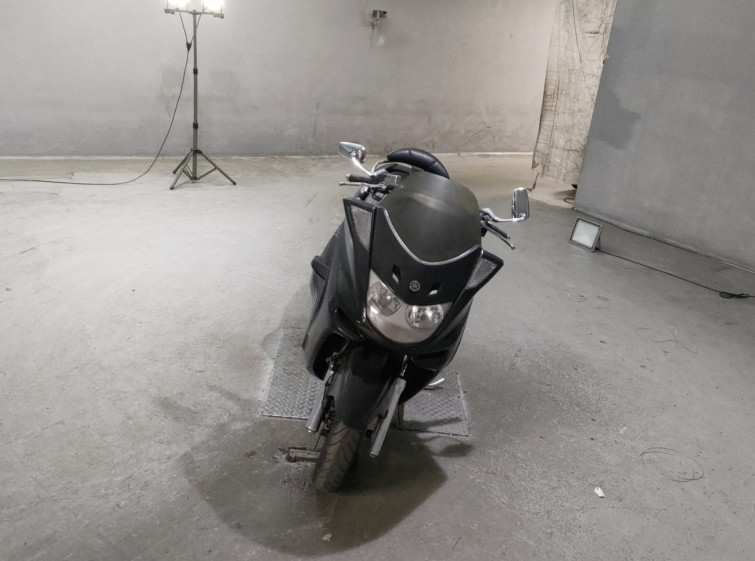 Мотоцикл Yamaha MAJESTY 250C