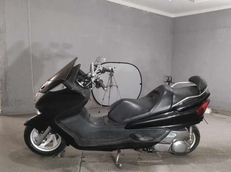 Мотоцикл Yamaha MAJESTY 250C