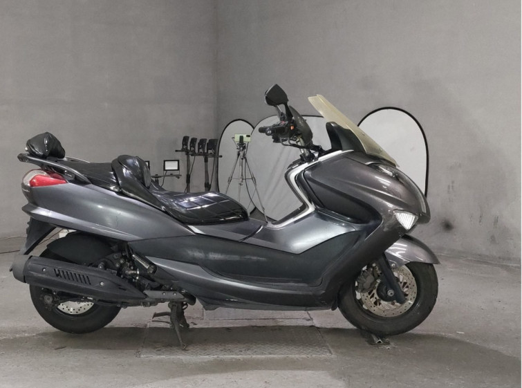 Мотоцикл Yamaha MAJESTY 250 с пробегом 37621 km