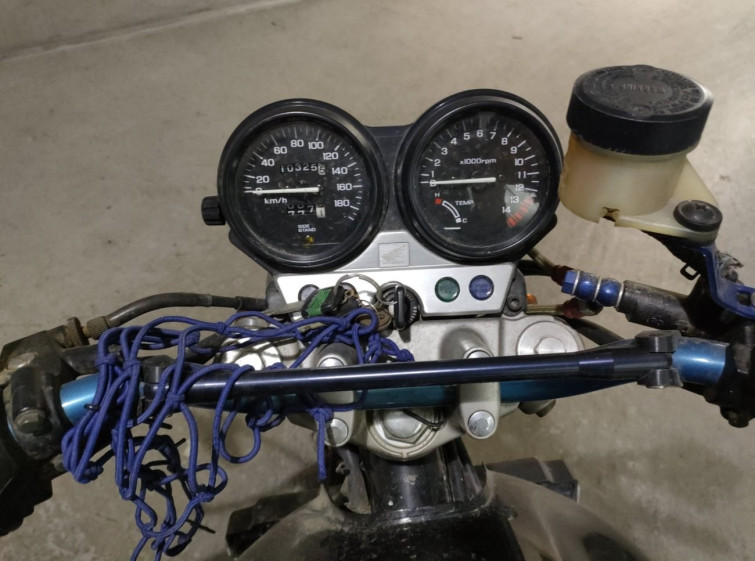 Мотоцикл Honda CB400SF з пробігом 10325 km