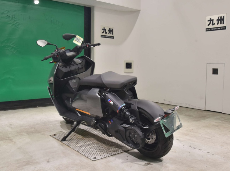 Мотоцикл BMW CE04 с пробегом 565 km