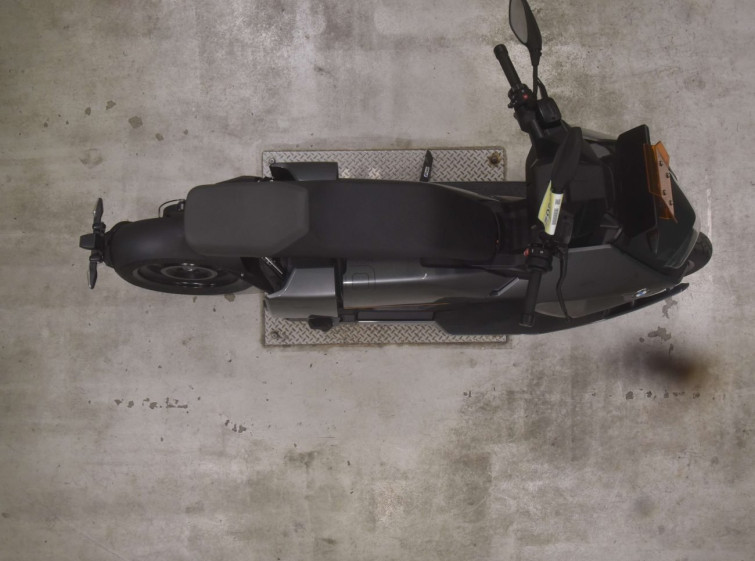 Мотоцикл BMW CE04 с пробегом 565 km