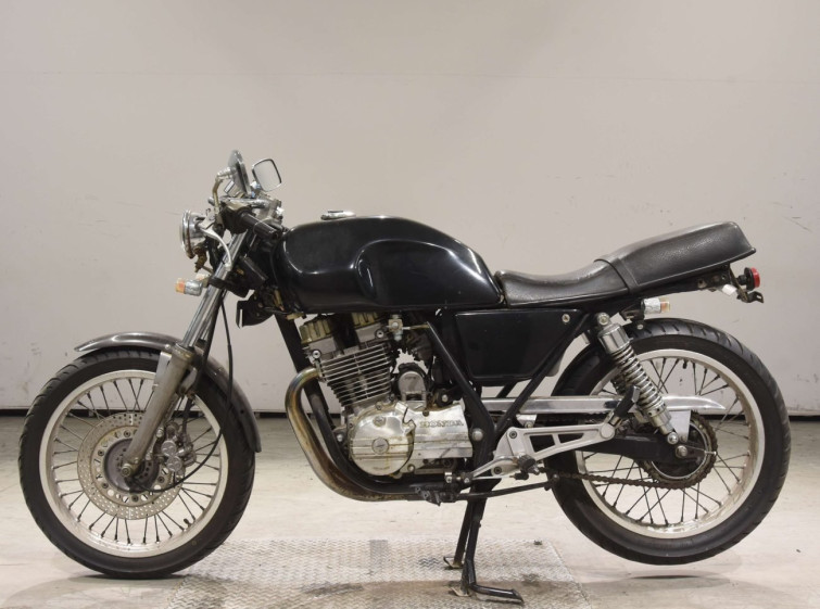 Мотоцикл Honda GB250 CLUBMAN с пробегом 3372 km