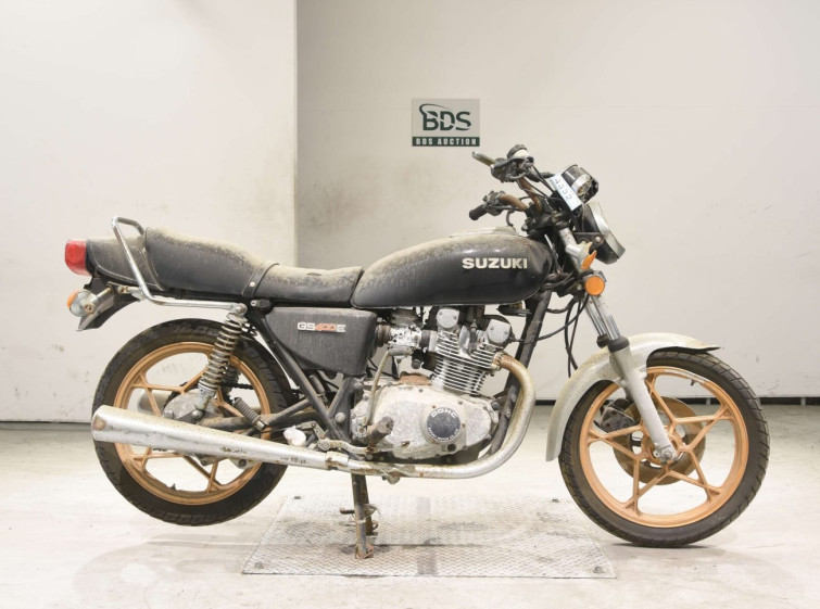 Мотоцикл Suzuki GS400 з пробігом 33689 km