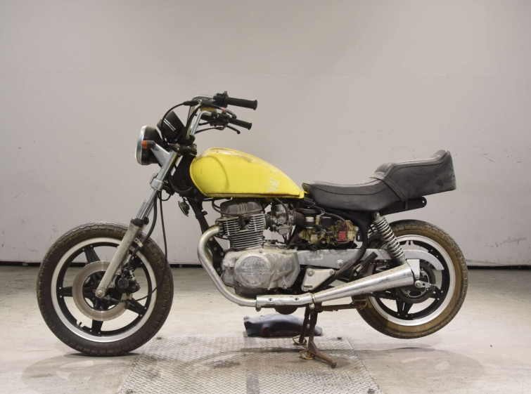 Мотоцикл Honda CM400T с пробегом 14611 km
