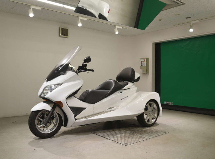 Мотоцикл Honda FORZA Z з пробігом 19207 km