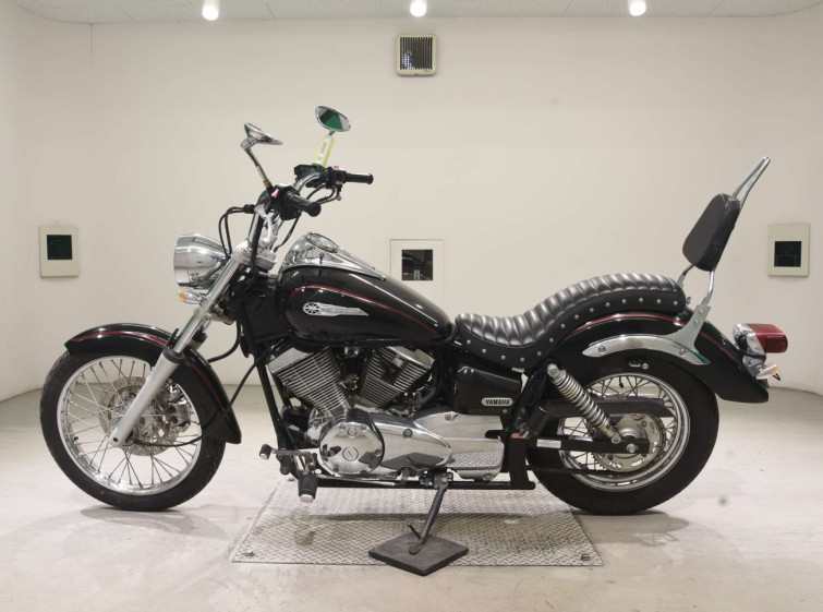Мотоцикл Yamaha DRAGSTAR XVS250 с пробегом 4825 km