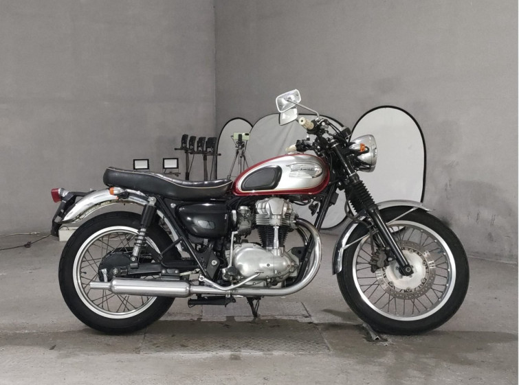 Мотоцикл Kawasaki W650 с пробегом 48931 km