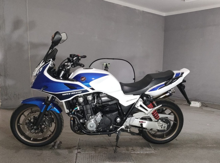 Мотоцикл Honda CB1300 SUPER BOL D’OR з пробігом 20923 km