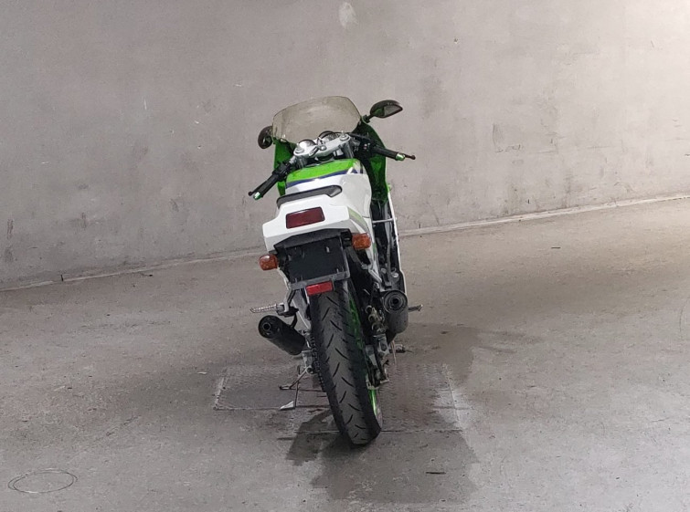 Мотоцикл Kawasaki KR-1 с пробегом 7285 km
