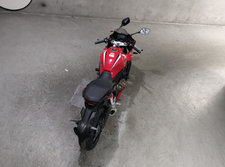 Мотоцикл Honda CBR650R с пробегом 4735 km