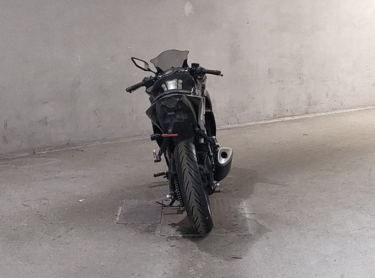 Мотоцикл Yamaha YZF-R25 с пробегом 30157 km