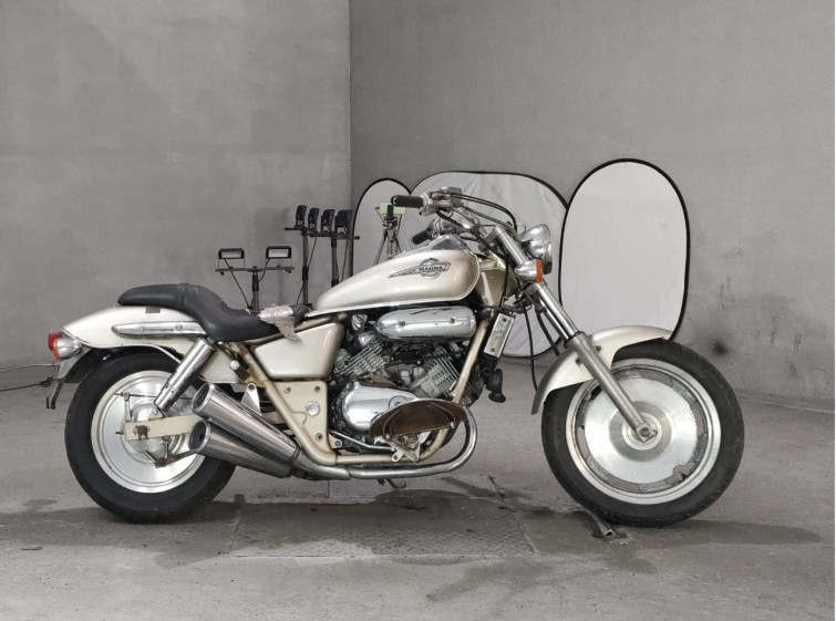 Мотоцикл Honda MAGNA250S з пробігом 24991 km