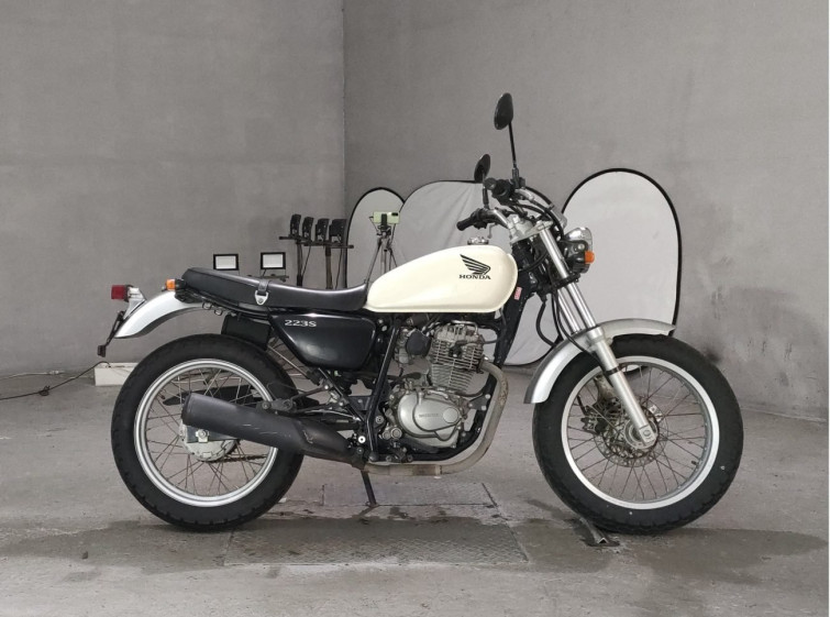 Мотоцикл Honda CB223S з пробігом 40798 km