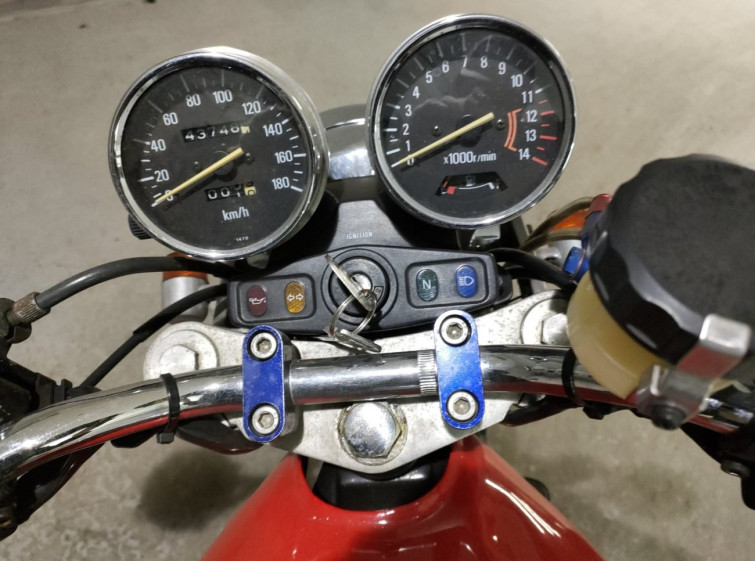 Мотоцикл Kawasaki ZEPHYR400 з пробігом 43748 km