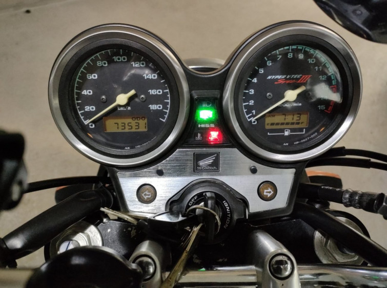 Мотоцикл Honda CB400SFV с пробегом 73531 km