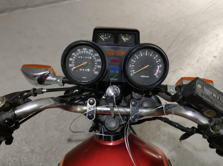 Мотоцикл Yamaha XJ550 с пробегом 25100 km