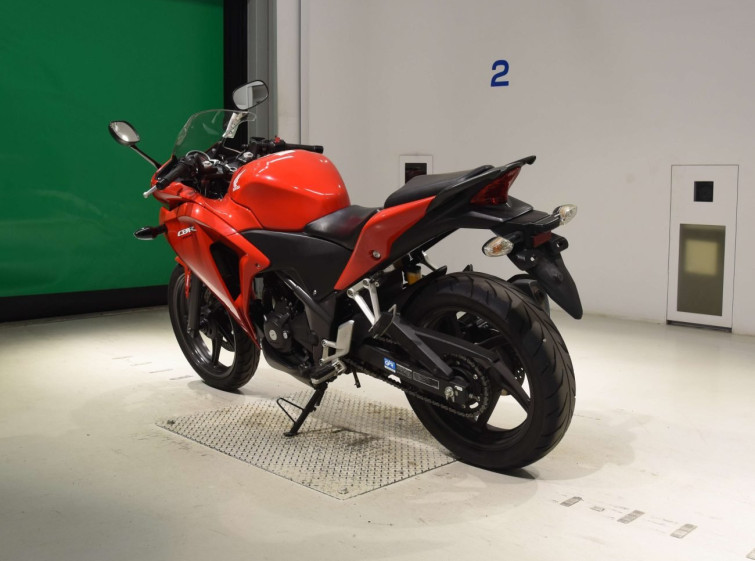 Мотоцикл Honda CBR250RA с пробегом 68548 km