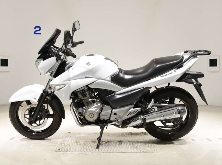 Мотоцикл Suzuki GSR250 с пробегом 55315 km