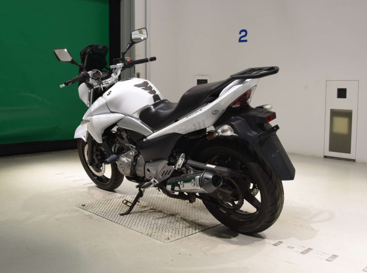 Мотоцикл Suzuki GSR250 с пробегом 55315 km