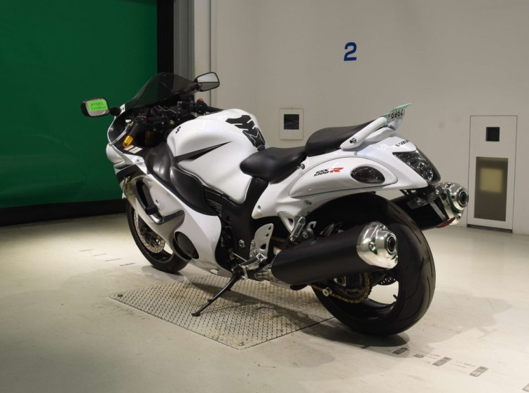 Мотоцикл Suzuki GSX1300R HAYABUSA с пробегом 20124 km